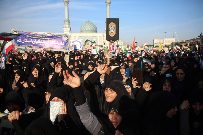 سیل خروشان راهپیمایی مردم شریف شهر مقدس قم سیل خروشان راهپیمایی مردم شریف شهر مقدس قم